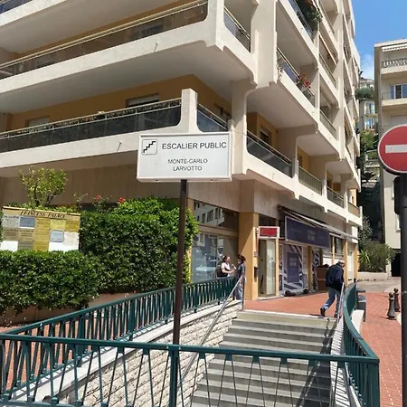 Refurbished With Sea View 5 Min Walk From Monaco By Elevators