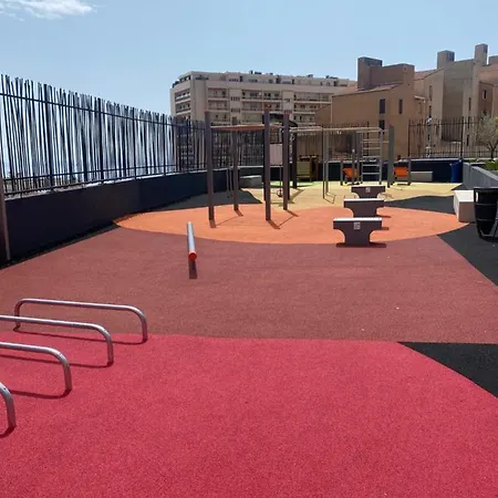 Refurbished With Sea View 5 Min Walk From Monaco By Elevators شقة بوزولي