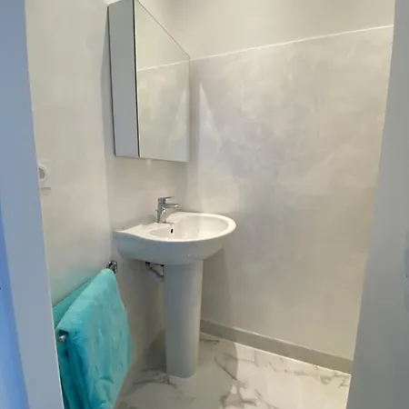 Refurbished With Sea View 5 Min Walk From Monaco By Elevators Beausoleil