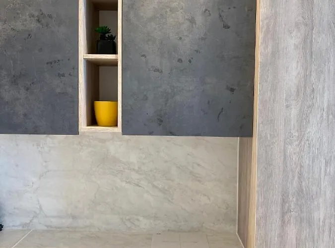 Refurbished With Sea View 5 Min Walk From Monaco By Elevators بوزولي